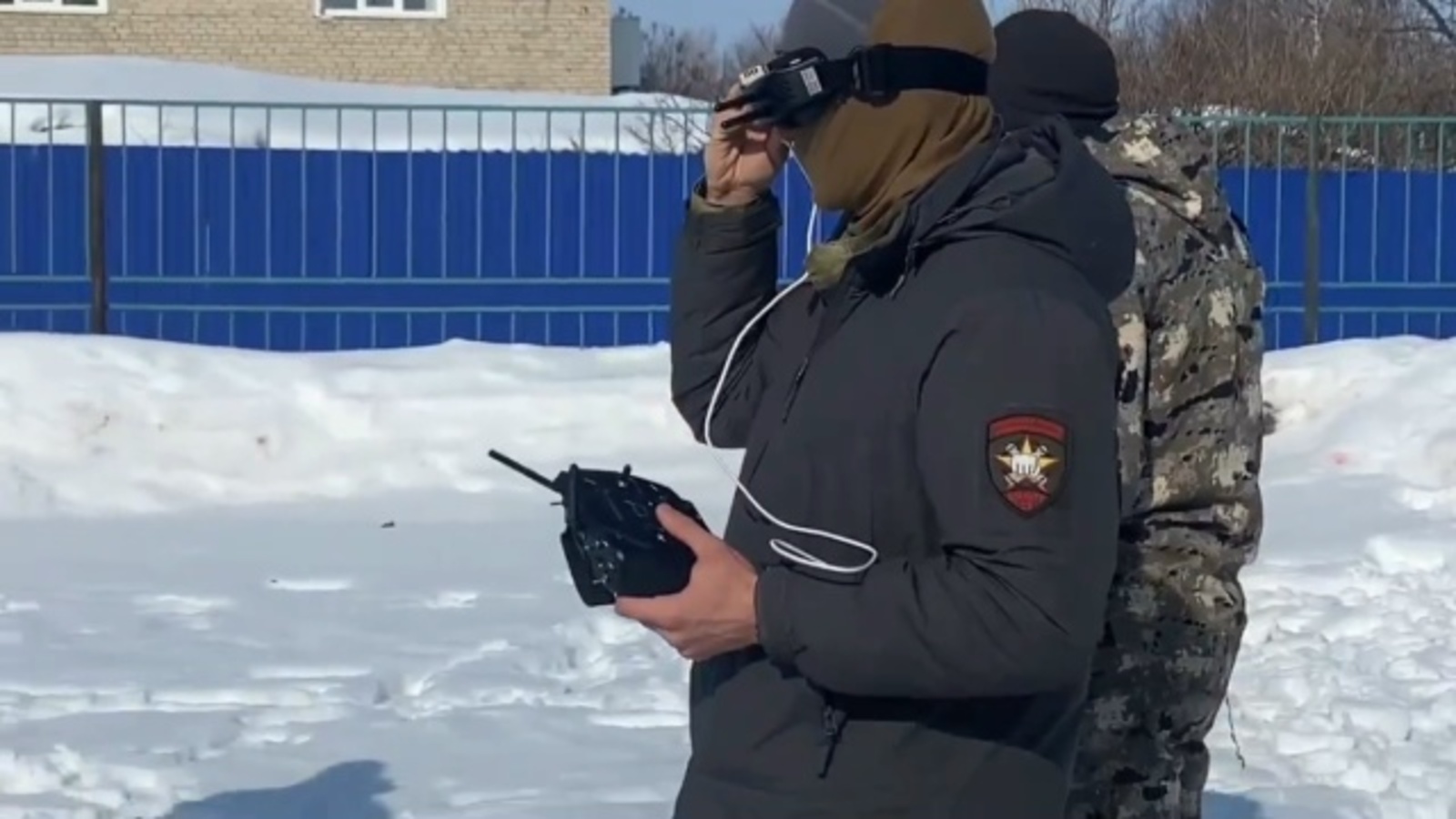 “Кадет”, “Грек” һәм “Коба” пилотһыҙ осоу аппараттары менән идара итергә өйрәтте