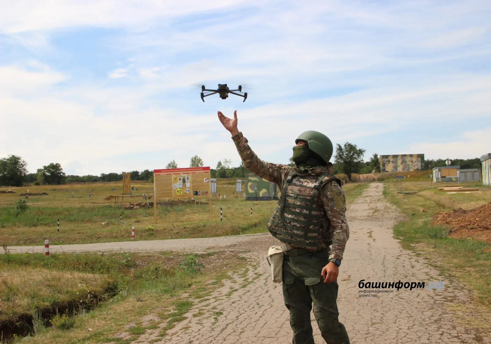 Пилотһыҙ системалар ғәскәрҙәрендә хеҙмәт итеүҙең биш төп өҫтөнлөгө