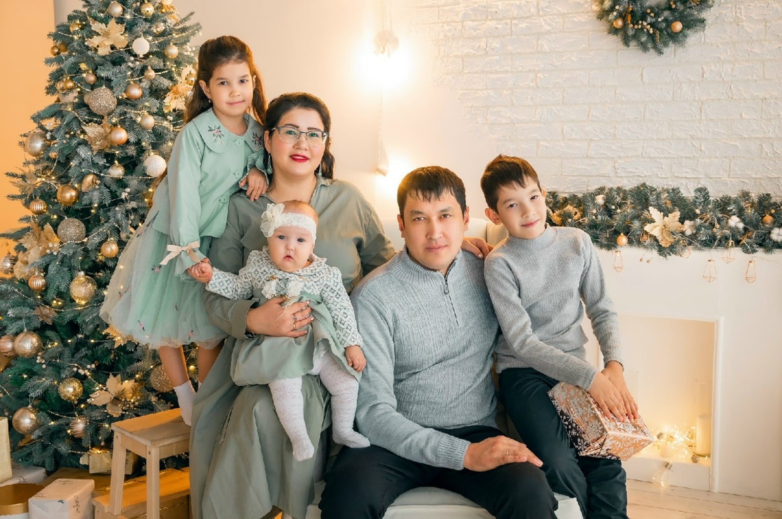 Матур ғаилә - ил күрке