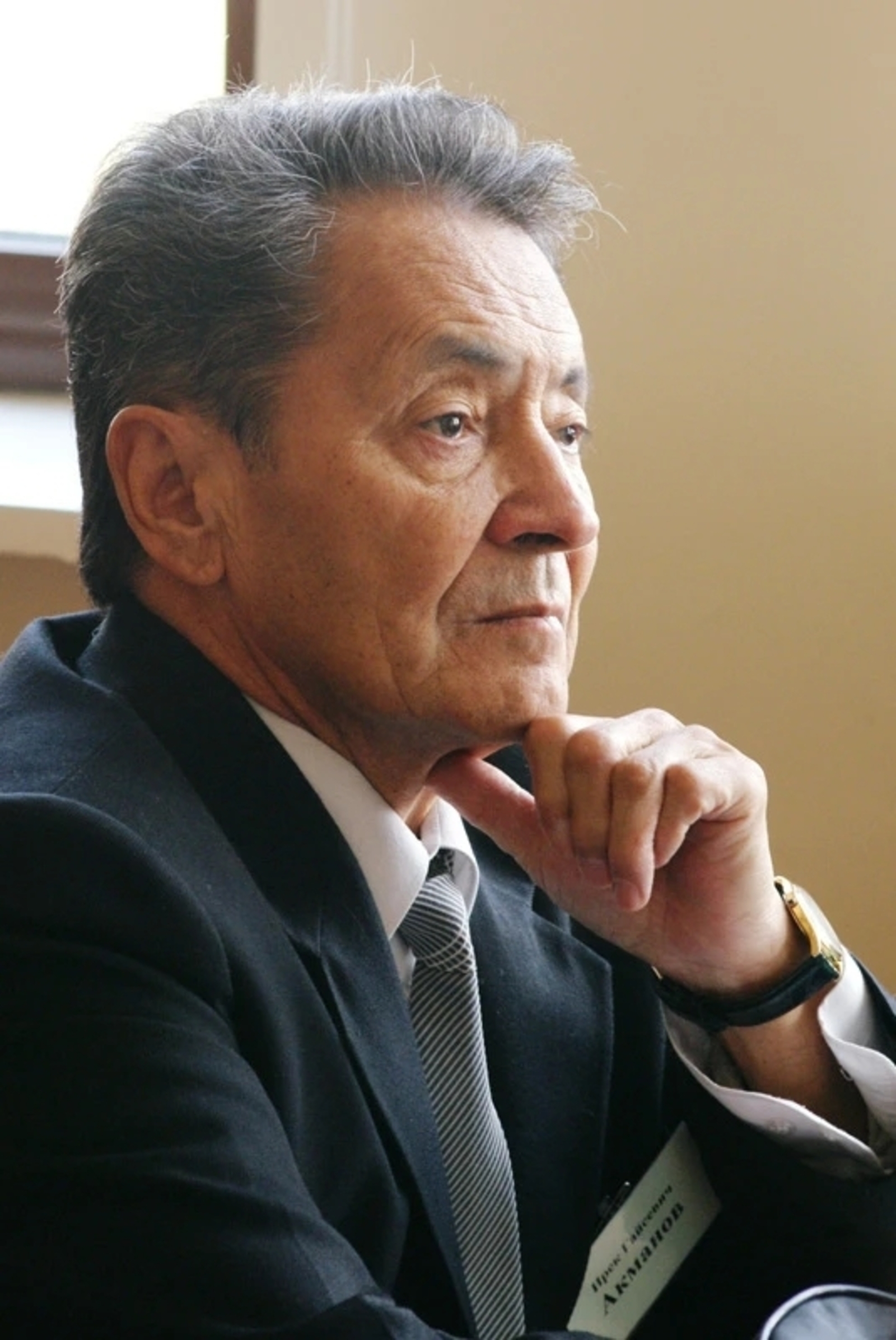 Бәхил бул, ғалим!