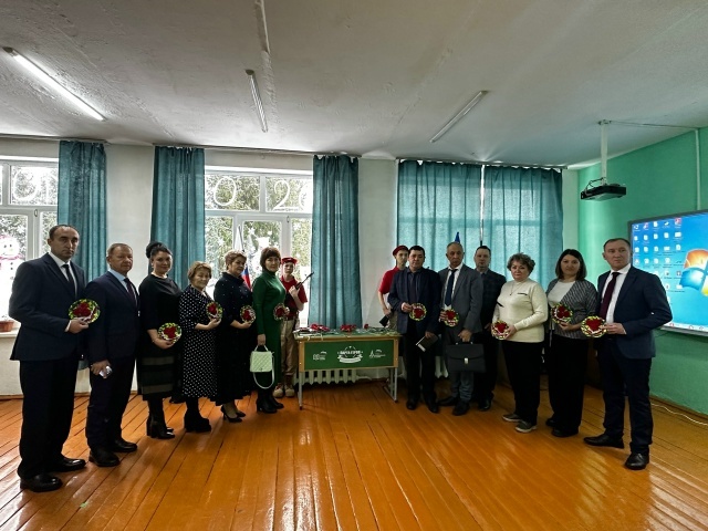 Икеләнмәй шул уҡ юлды уҙыр инем