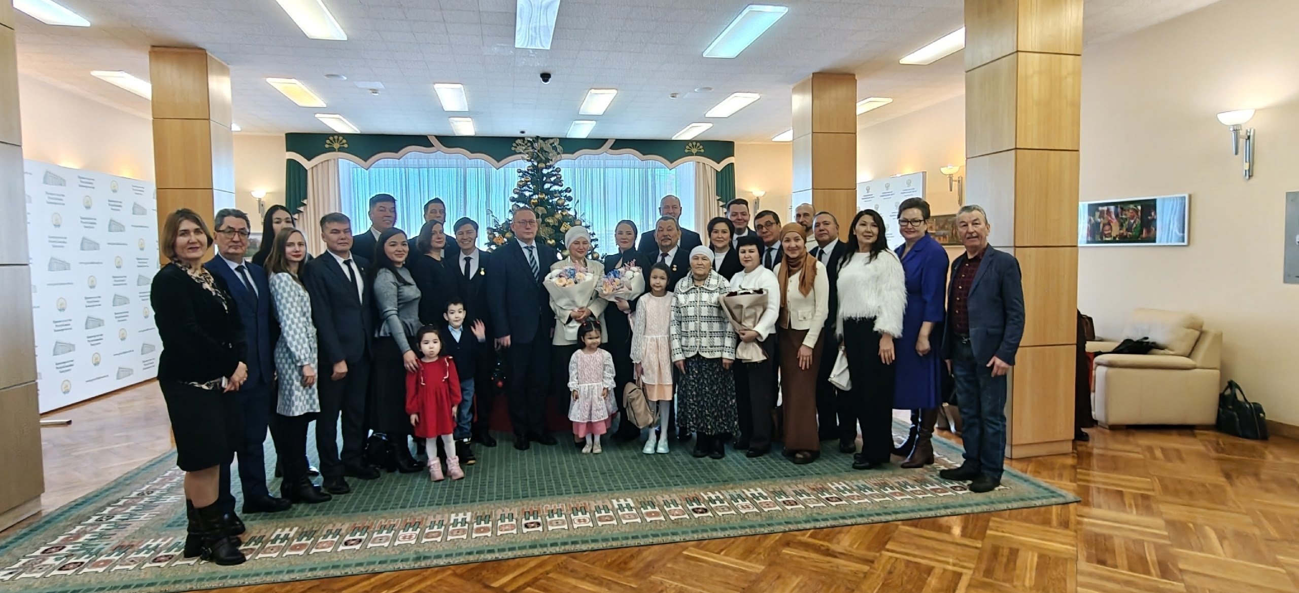 Ижадсыларҙы ҡотлайбыҙ!