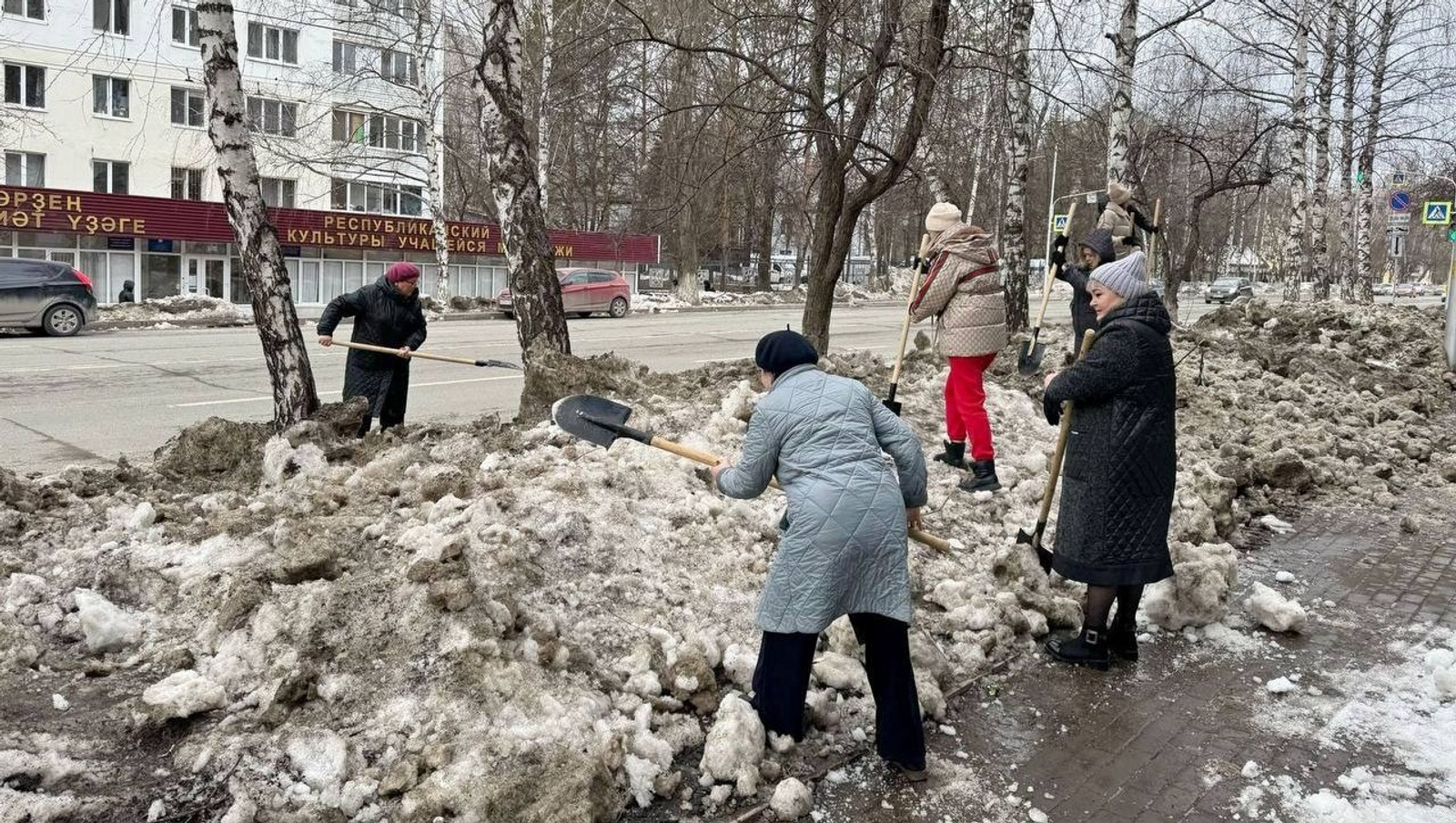 Тирә-яғыбыҙ таҙа булһын!