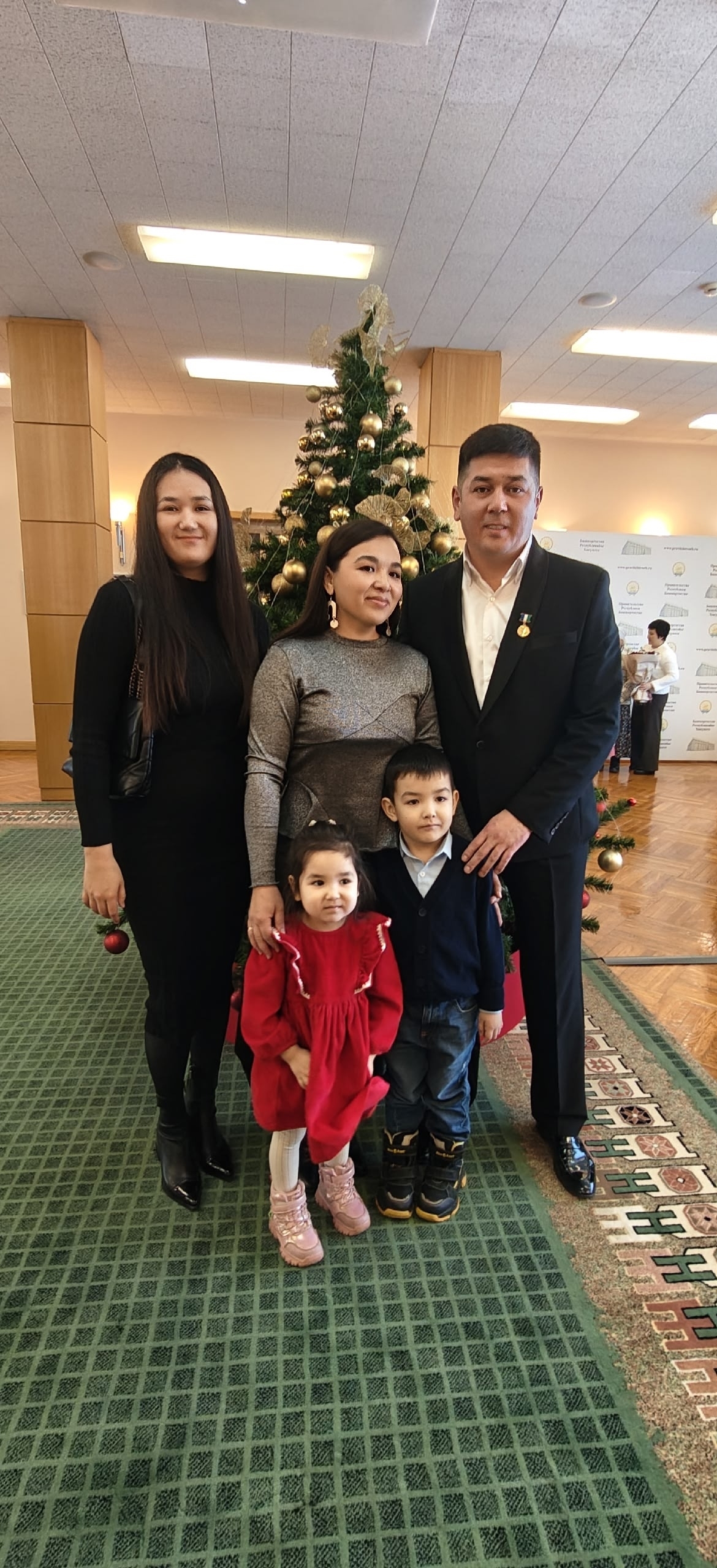 Ижадсыларҙы ҡотлайбыҙ!