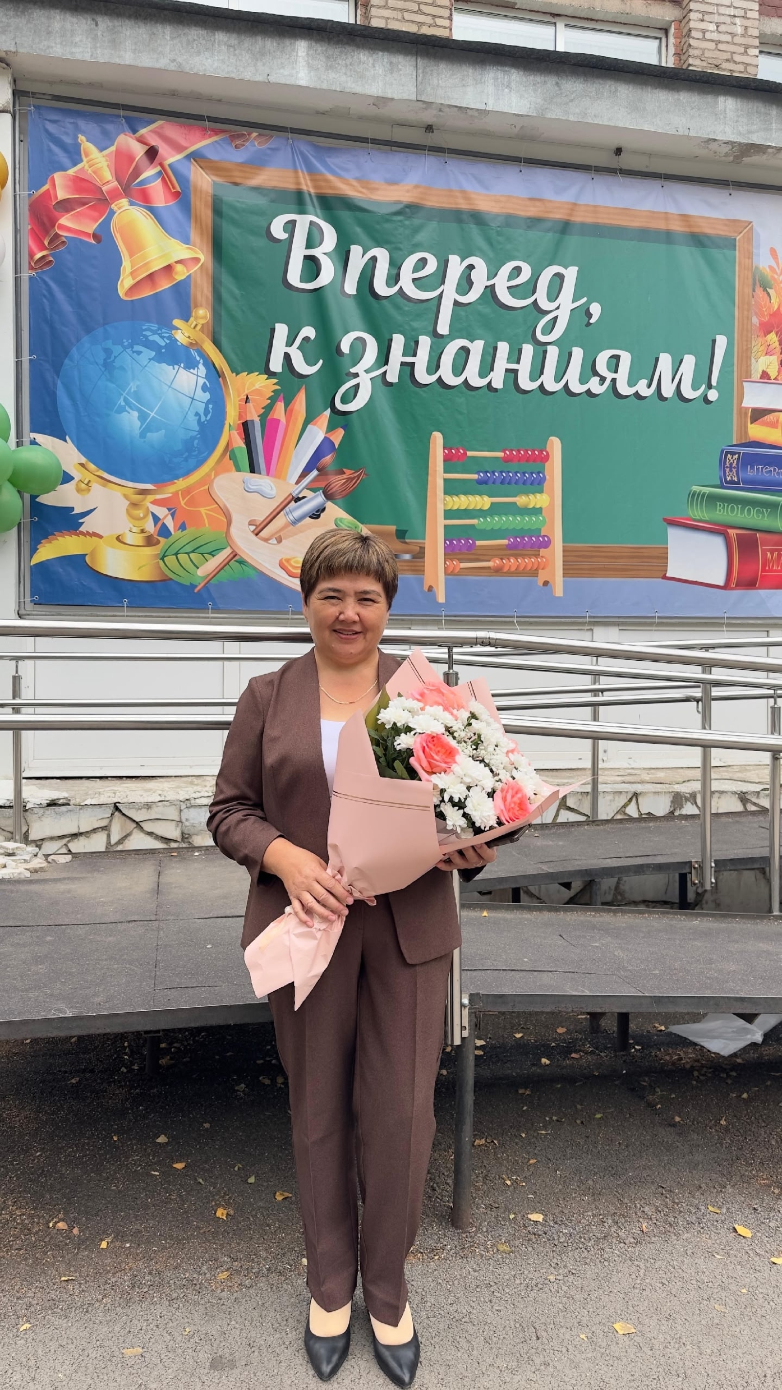 "Йөрәгемде балаларға бирәм"