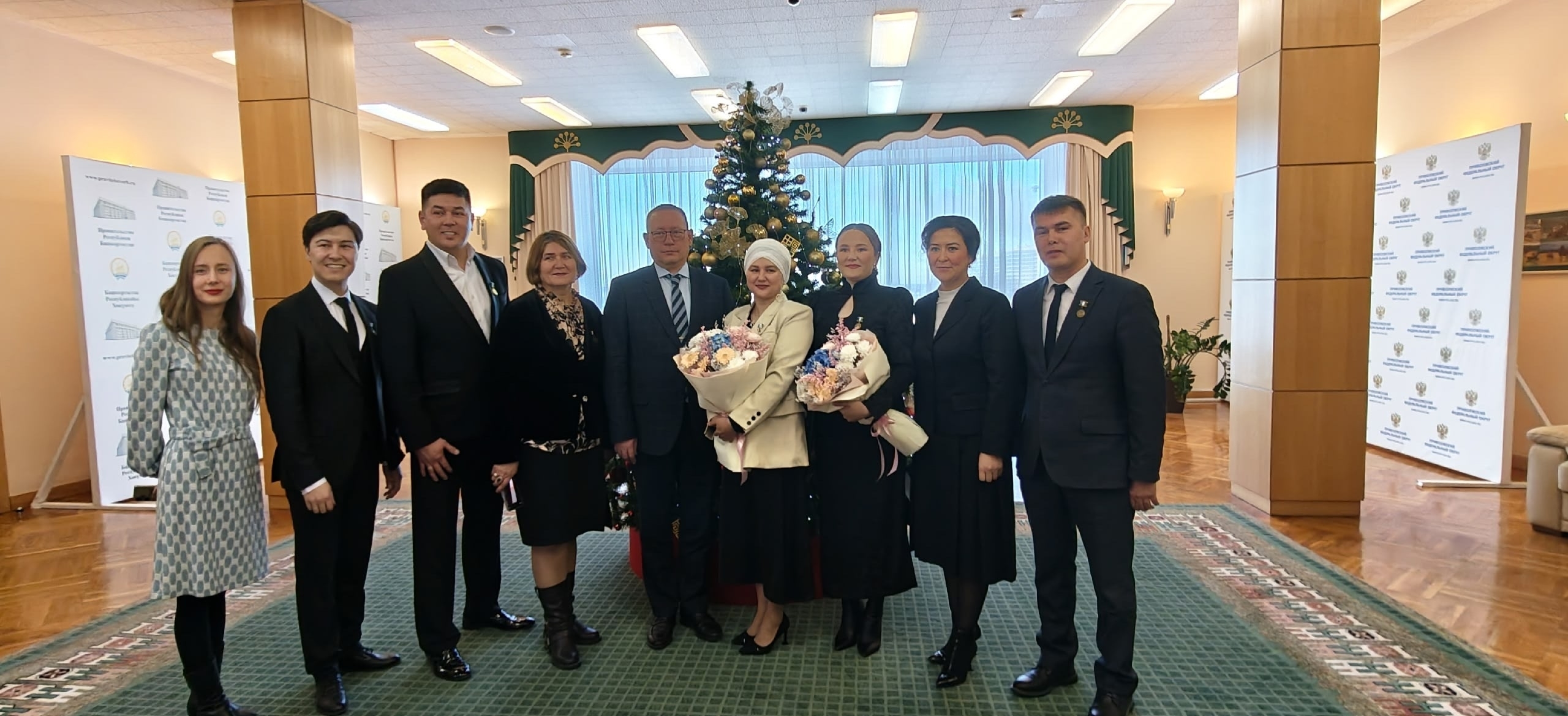 Ижадсыларҙы ҡотлайбыҙ!