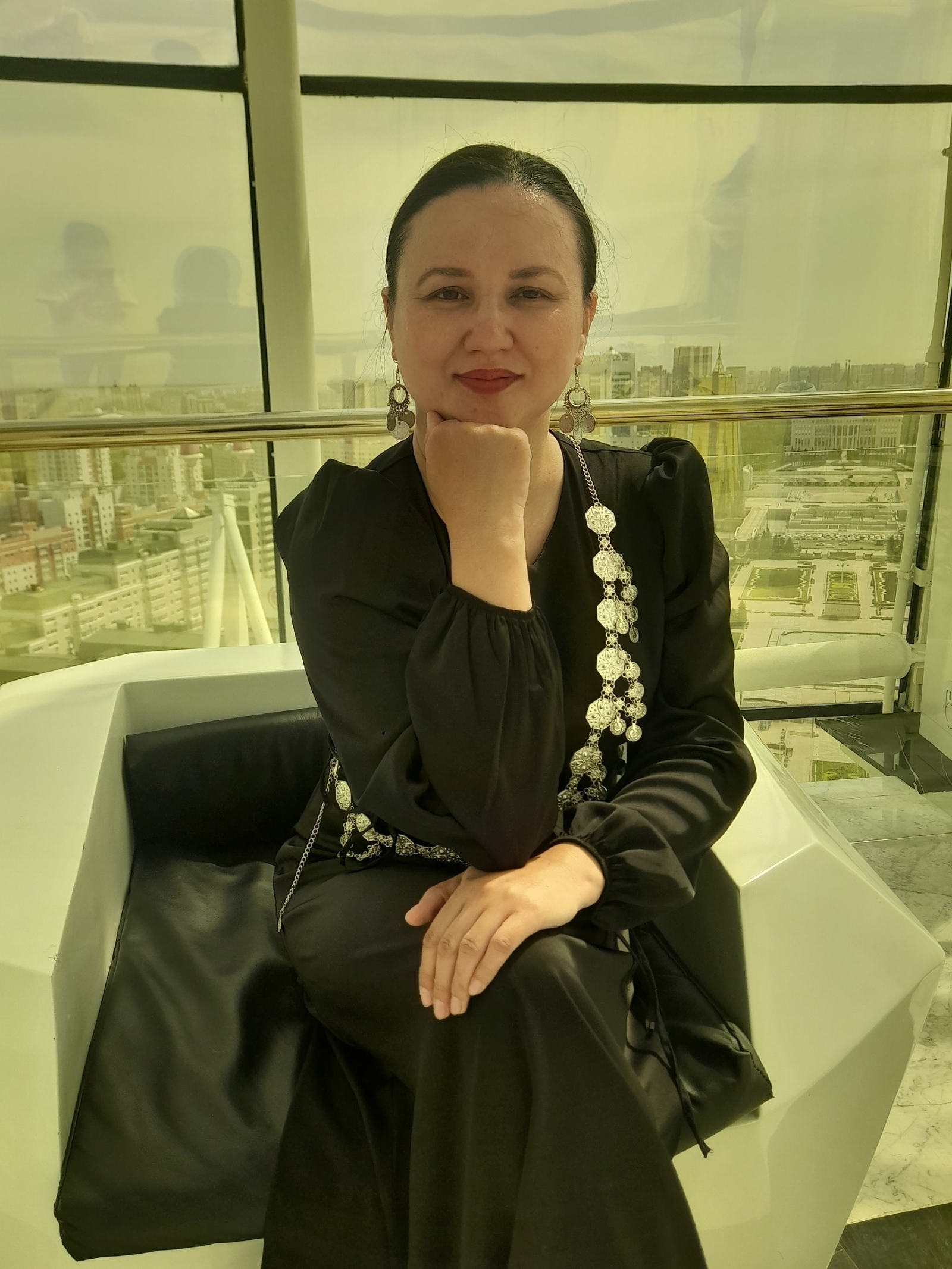 Рәмилә-Рокси. Хикәйә. Рәзинә Зәйнетдинова. Дауамы.