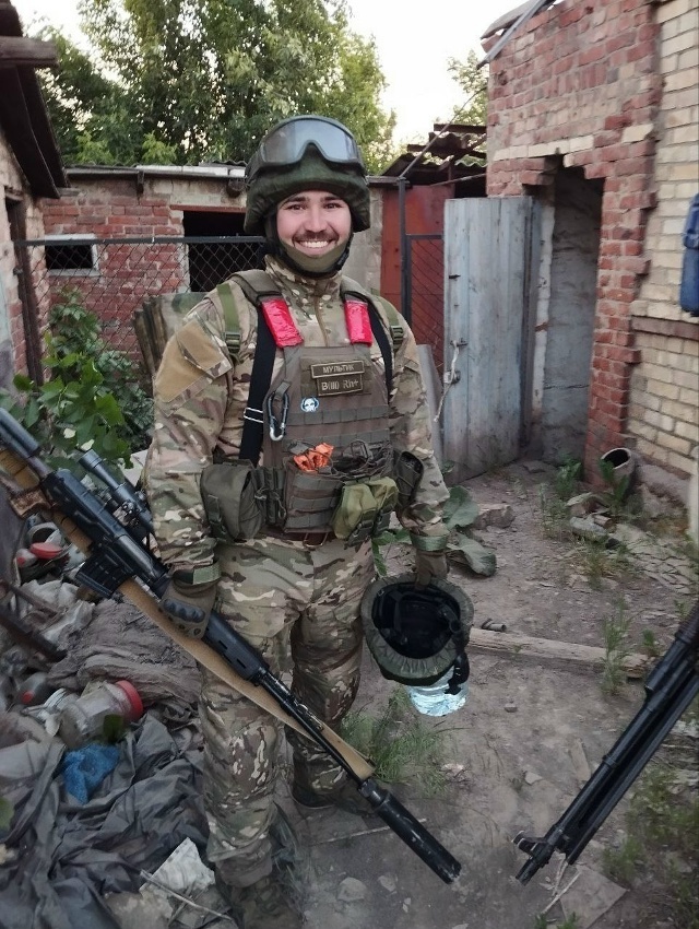 Аяҡ яна, күтәрһәм, ботинка ла, аяҡ табаны ла  юҡ