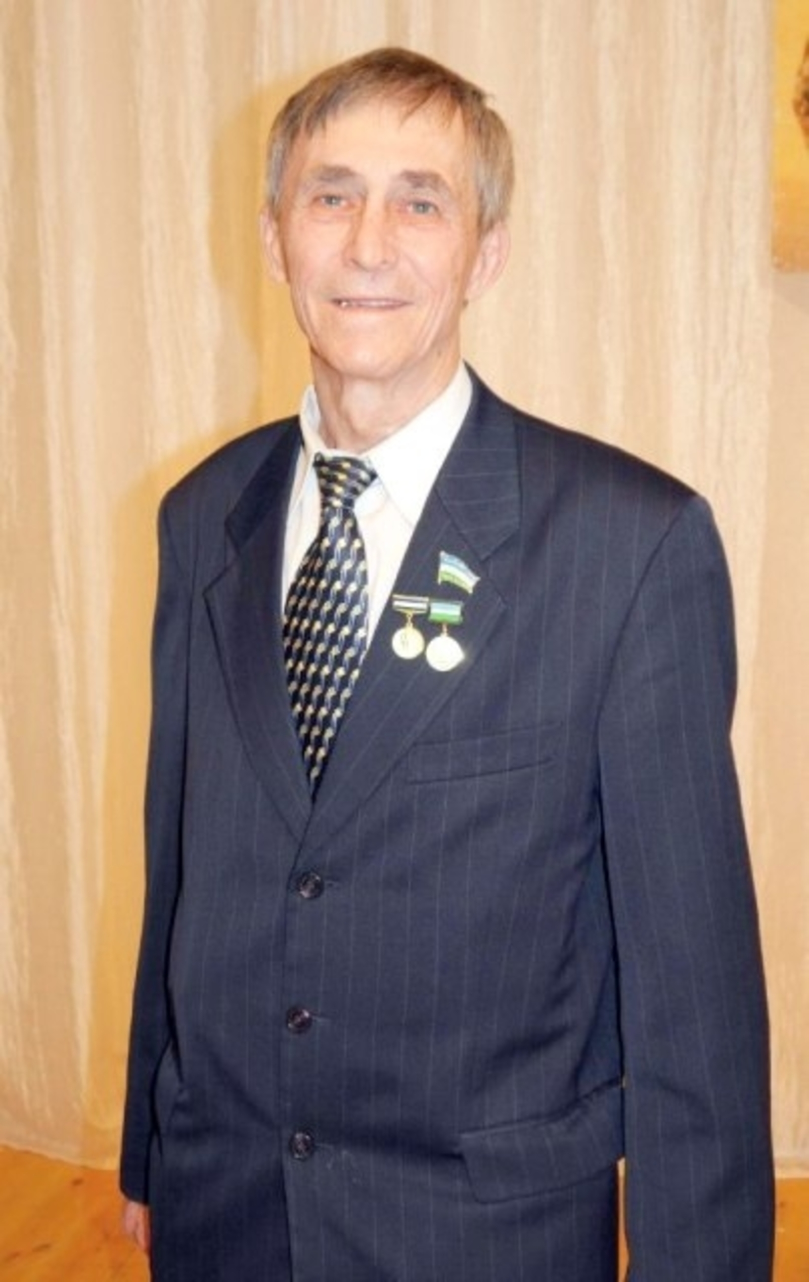 Бәхил бул, шағир!