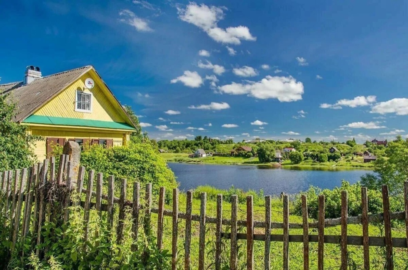 Үҙемә оҡшаған ҡатынды таптым шикелле