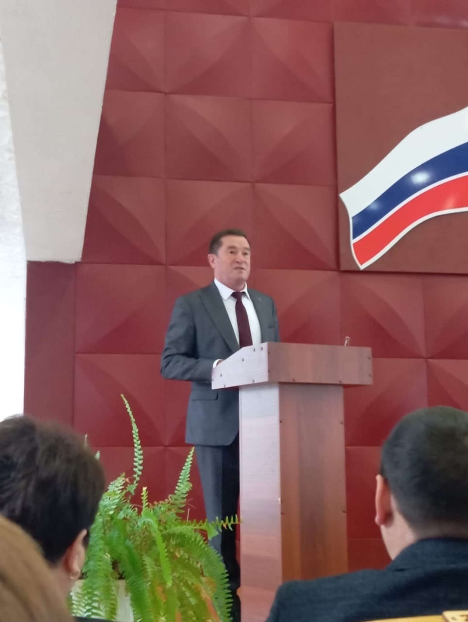 Баймаҡ ҡалаһы мэры вазифаһын ҡалдыра