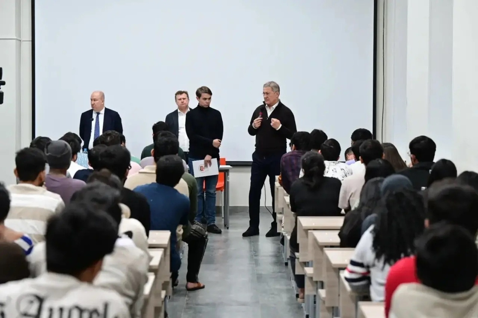 Радий Хәбиров: "Был хәл өсөн ғәфү үтенәм"